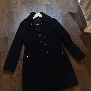 Wool jacket above the knee very classy